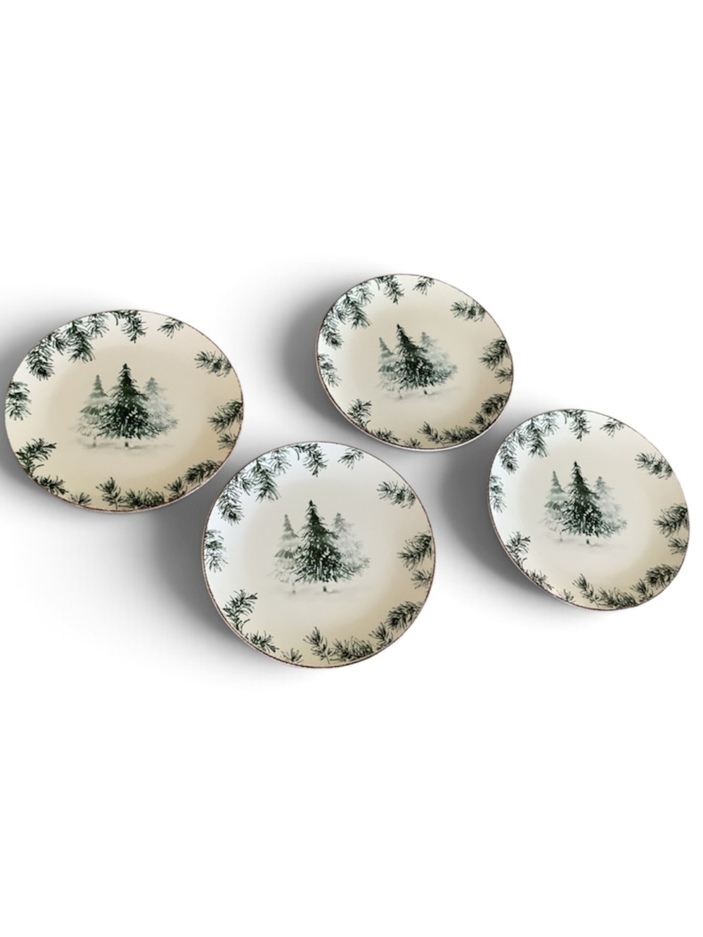 Bnwt Robert Stanley Forest Pine Decorative Dinner Plates - Set of 4
